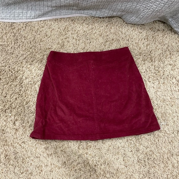 Pink Lily Women’s size small mini skirt red corduroy - Picture 5 of 5